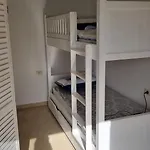 Appartement Top Floor Beach Apartment In Golem Albania With Private Rooftop Sleeps 8 To 10 Golem (Tirana)