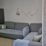 Top Floor Beach Apartment In Golem Albania With Private Rooftop Sleeps 8 To 10 Appartement *