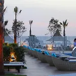 Appartement Top Floor Beach Apartment In Golem Albania With Private Rooftop Sleeps 8 To 10 Golem (Tirana)