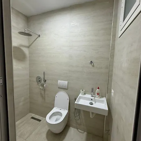 Floor In Albania With Private Rooftop Sleeps 8 To 10 *