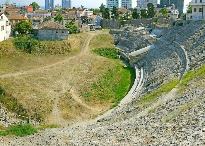 Flower Roof Private Terrace * Golem (Tirana)